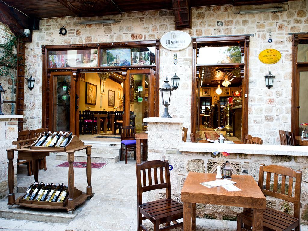 Hadrian Gate Hotel Antalya Buitenkant foto